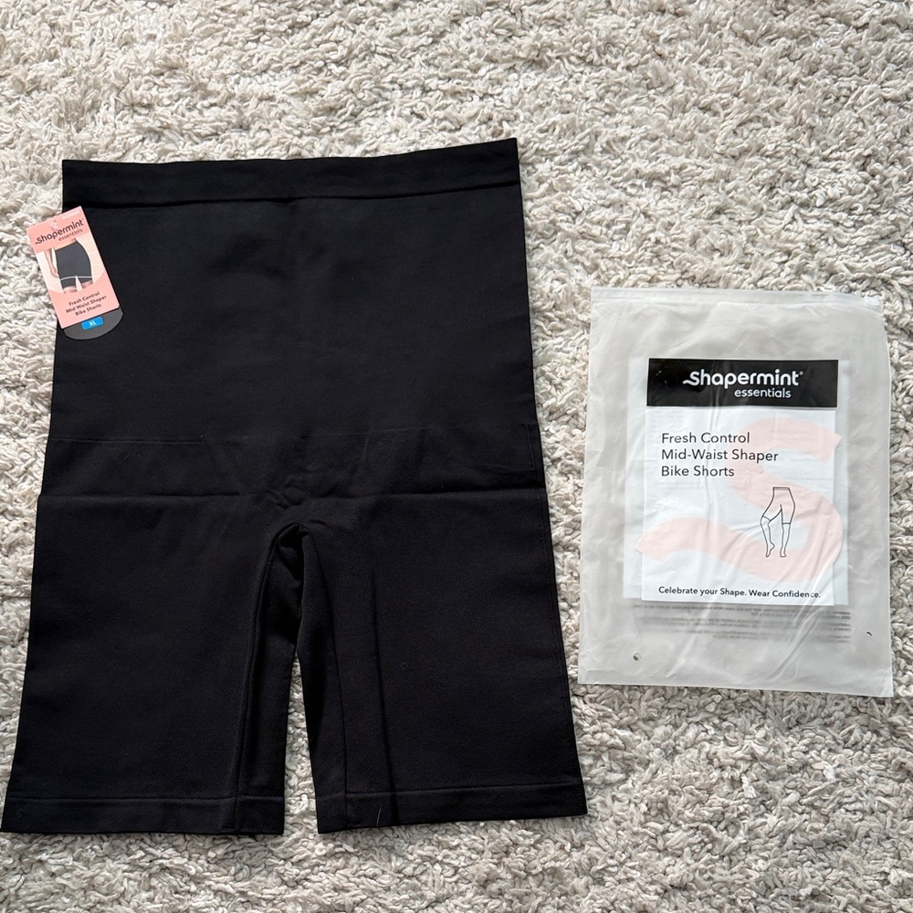 Shapermint Essentials Fresh Control Mid-Waist Shaper Bike Shorts - Black